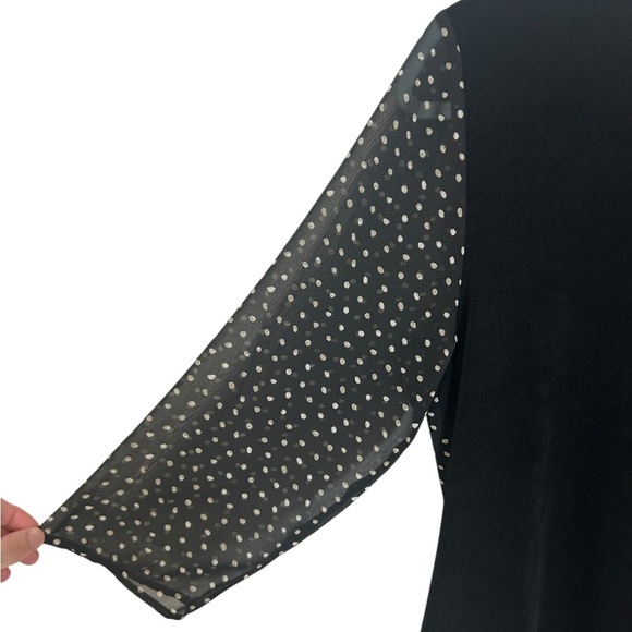 Chico’s Travelers Womens Black & White Polka Dot Asymmetrical Knit Top Artsy M - Picture 8 of 12